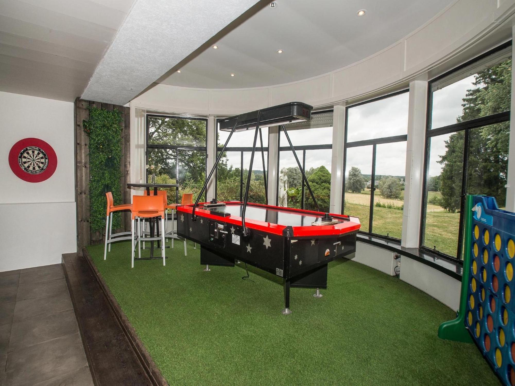 Willa Luxurious Castle With Hot Tub In The Belgian Jamoigne Zewnętrze zdjęcie