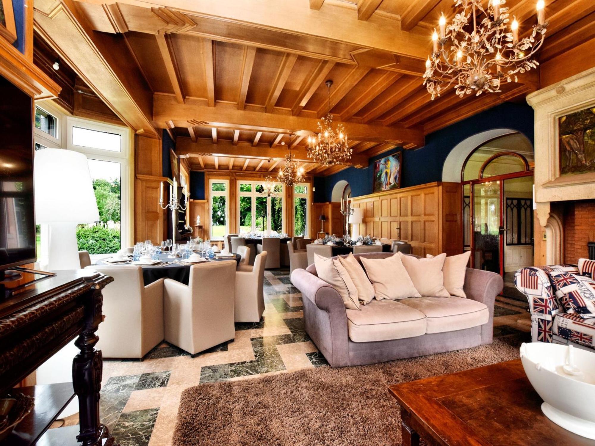 Willa Luxurious Castle With Hot Tub In The Belgian Jamoigne Zewnętrze zdjęcie